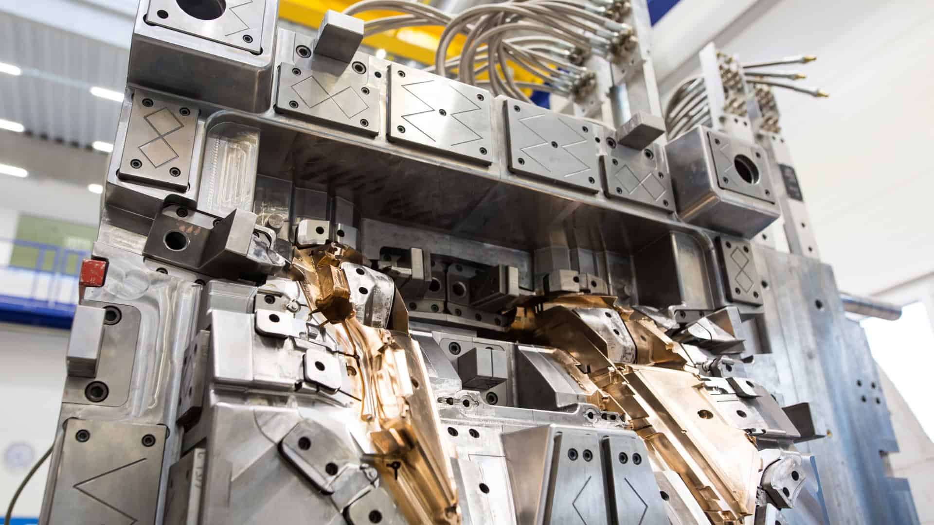 Aluminiumformen vs. Stahlformen: Die rasante Werkzeugdebatte