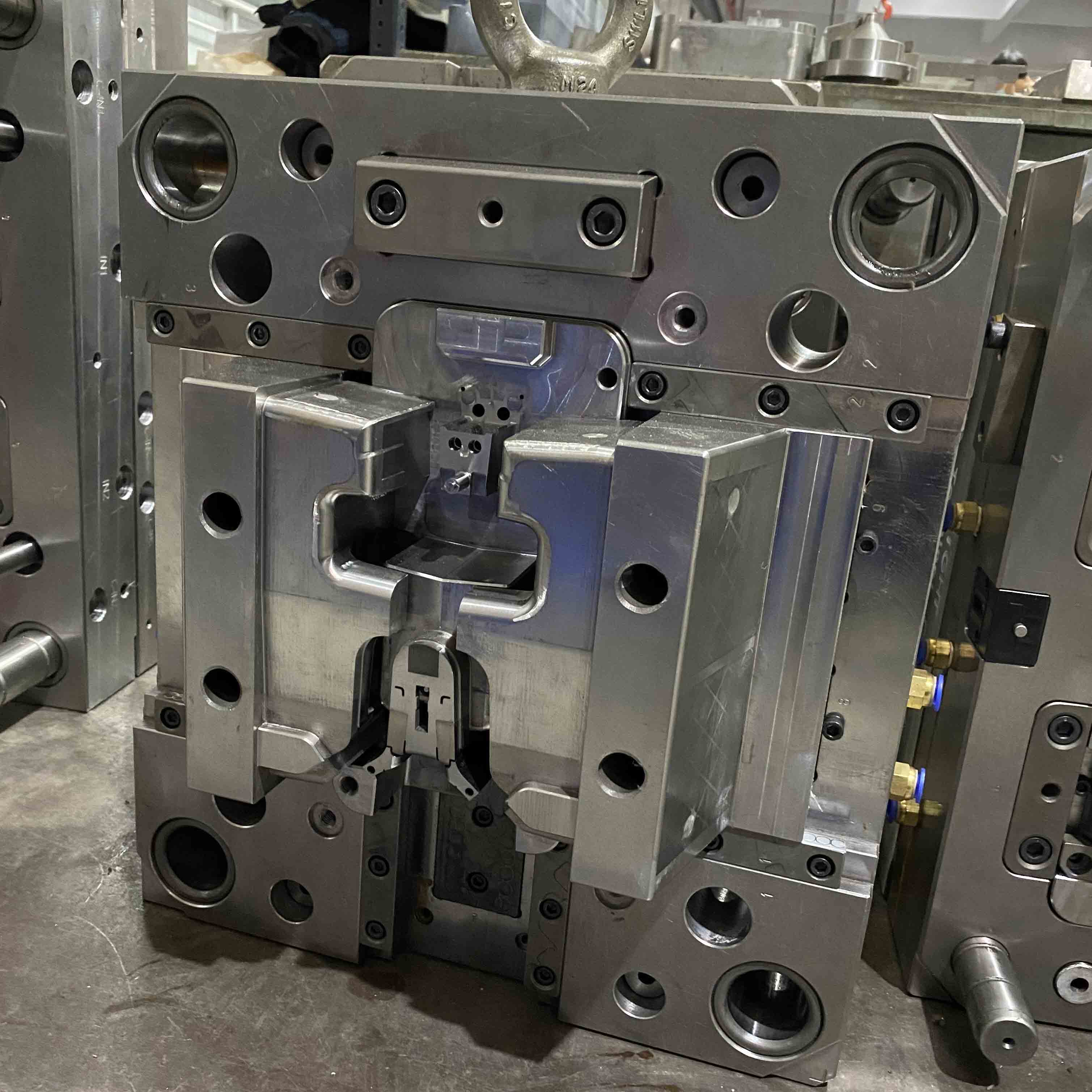 So senken Sie die Spritzgusskosten: Ein Leitfaden für Ingenieure